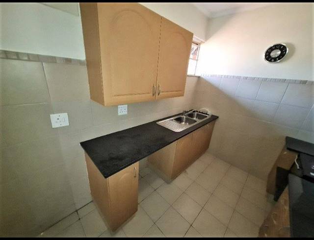 2 BEDROOM FLAT SOLD IN ASHLEY